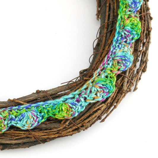 Festive Scallop Garland Crochet Pattern - view 2