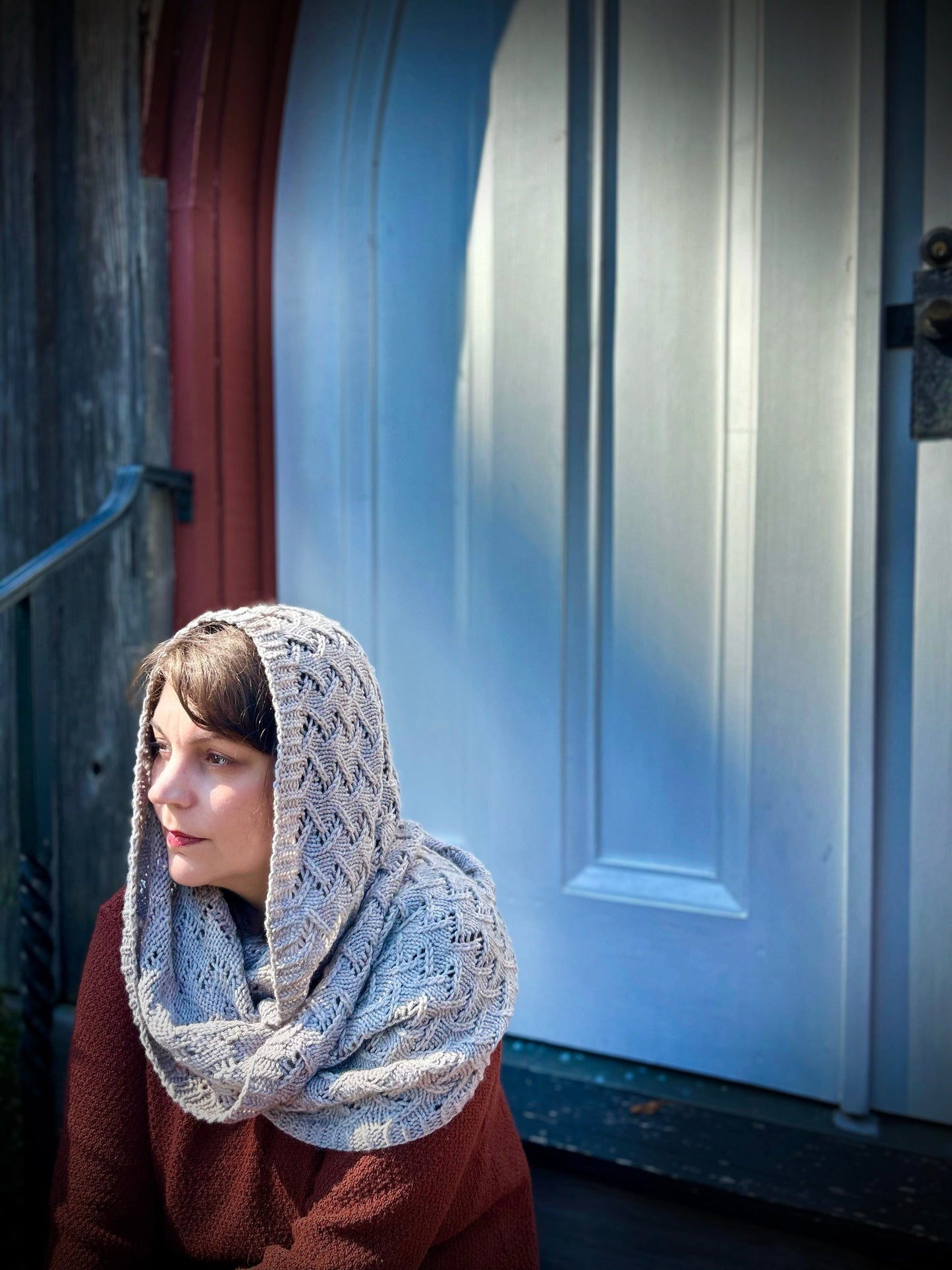 Adrastea Infinity Snood Knit Pattern - view 7