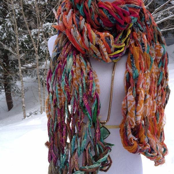 30 Minute Arm Knit Scarf Pattern - view 2