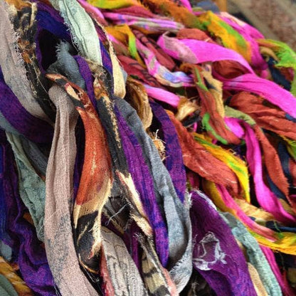 30 Minute Arm Knit Scarf Pattern - view 4