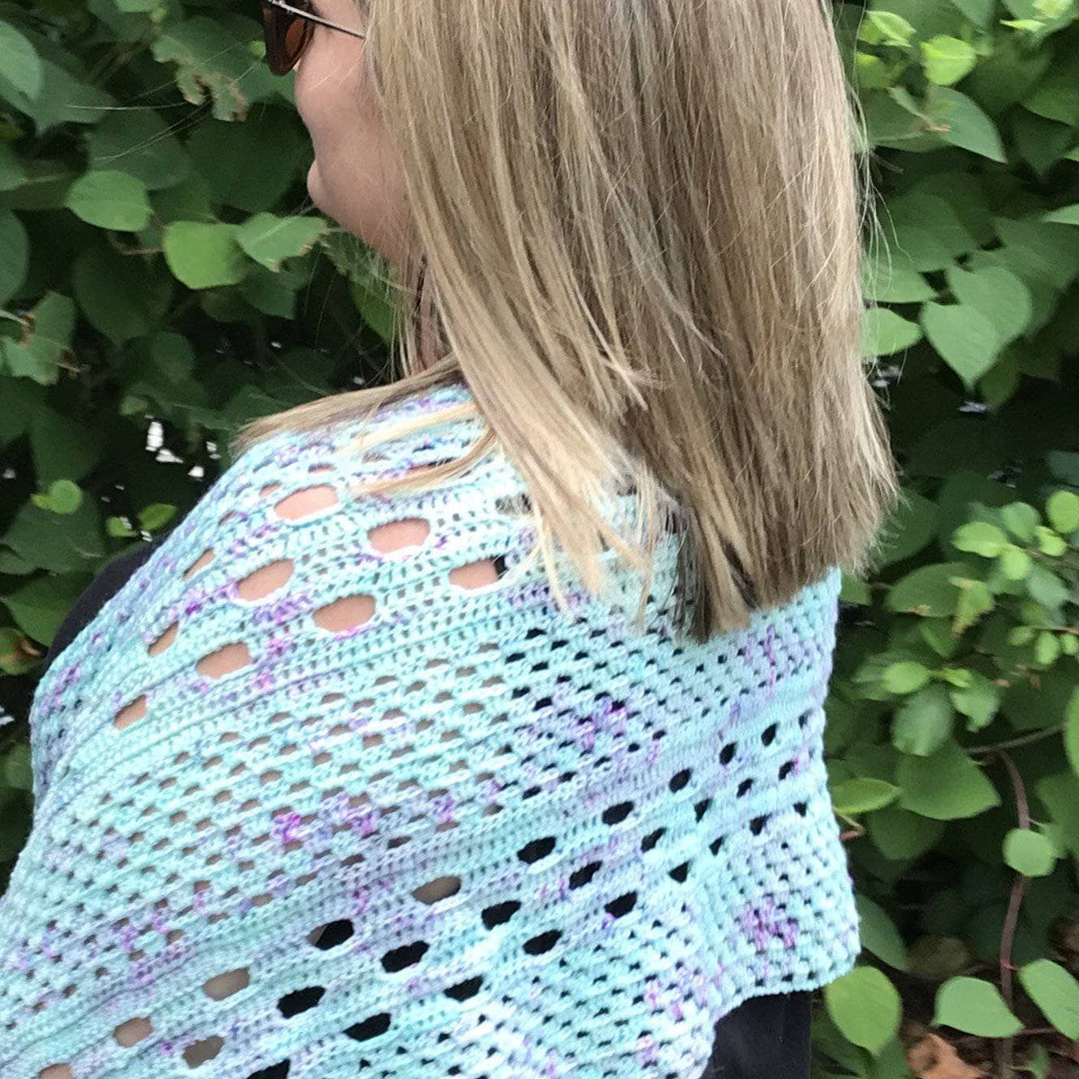 Streamside Merino Wool Shawl Crochet Kit - view 3