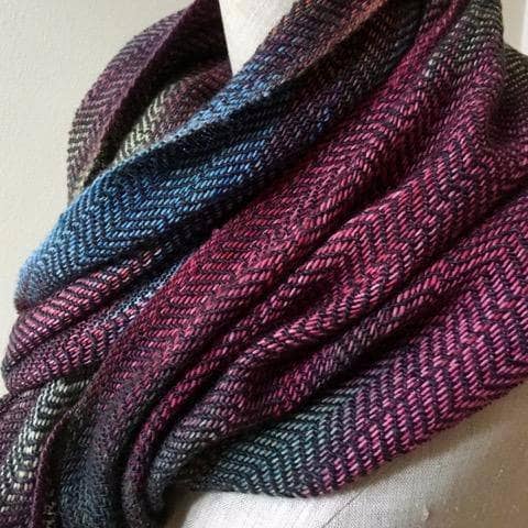Cabito Wool Color Pool Woven Scarf Kit - view 2