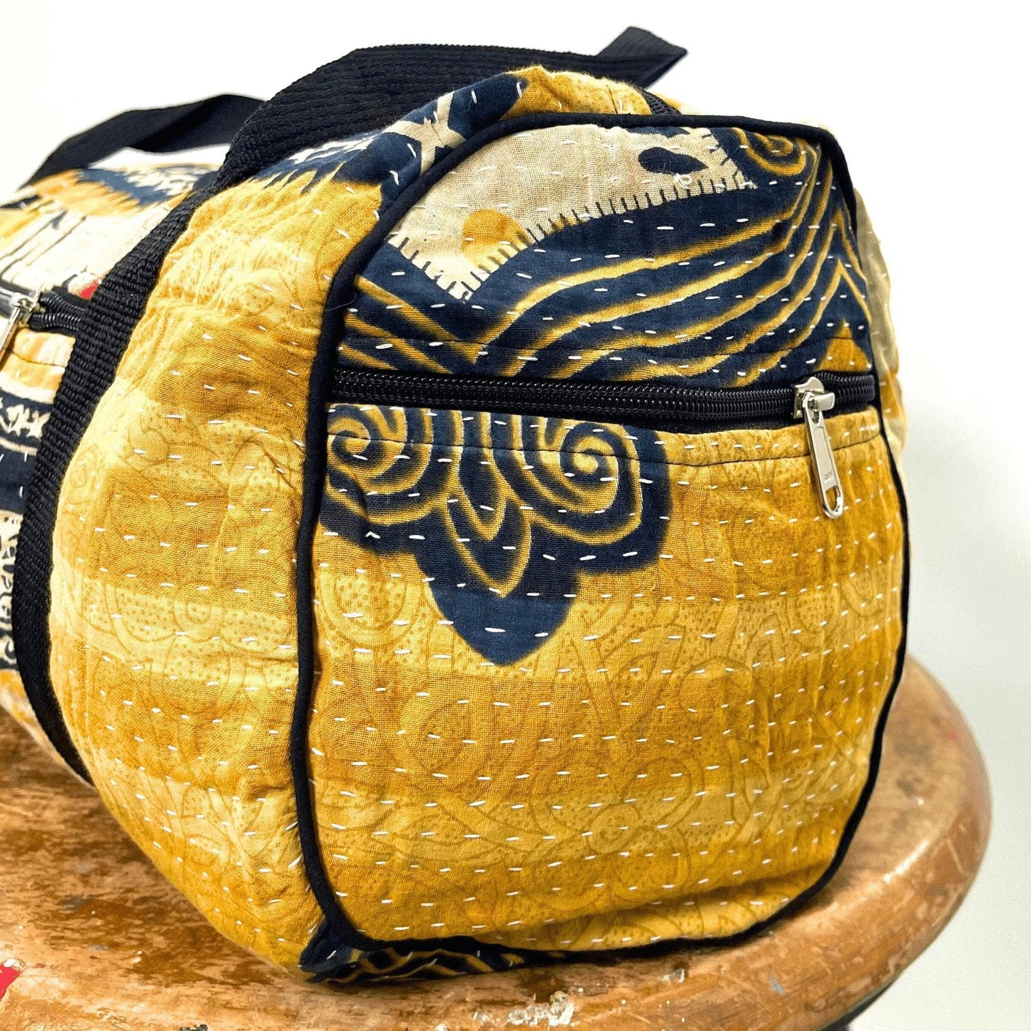 Overnight Kantha Travel Bag - view 4