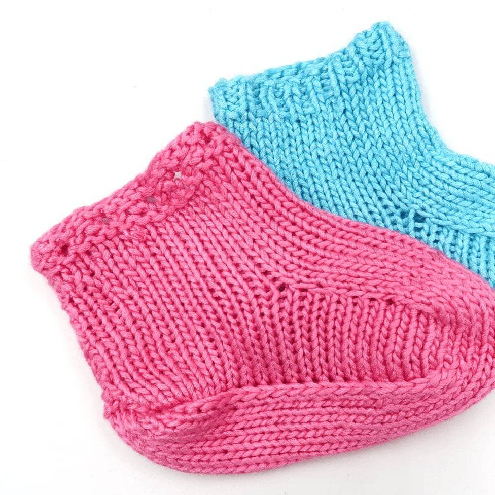 Cotton Candy Baby Booties Knitting Pattern - view 4