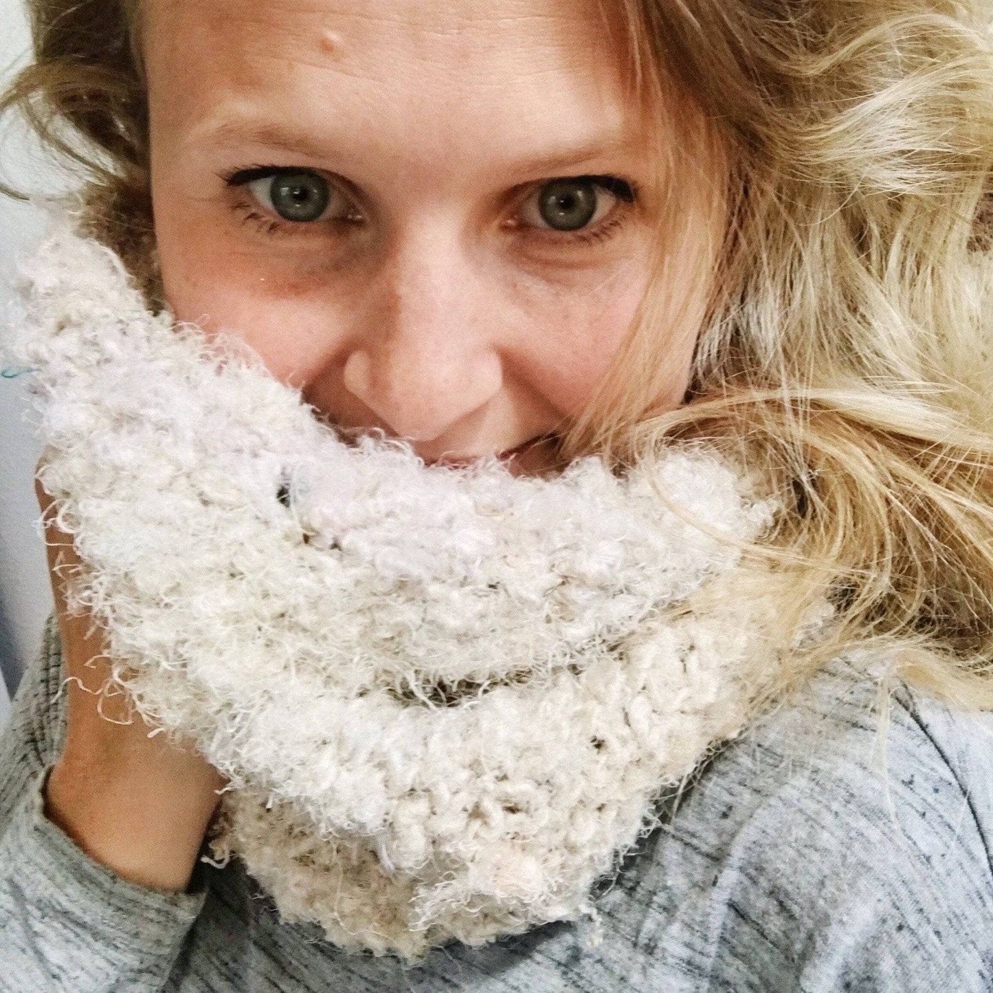 Cozy Lux Adventure Cowl Knit Kit - view 2