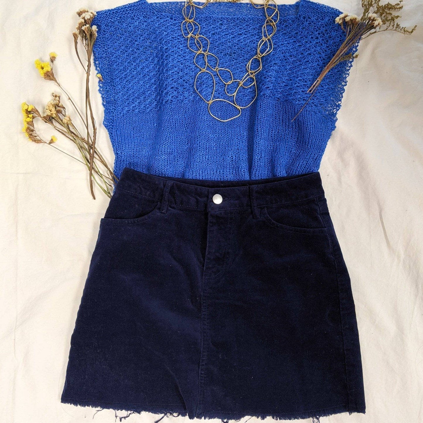 Daisy Stitch Short Sleeve Top Knitting Pattern - view 2