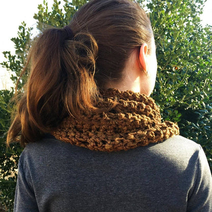 Mountain Mobius Cowl Crochet Pattern - view 2