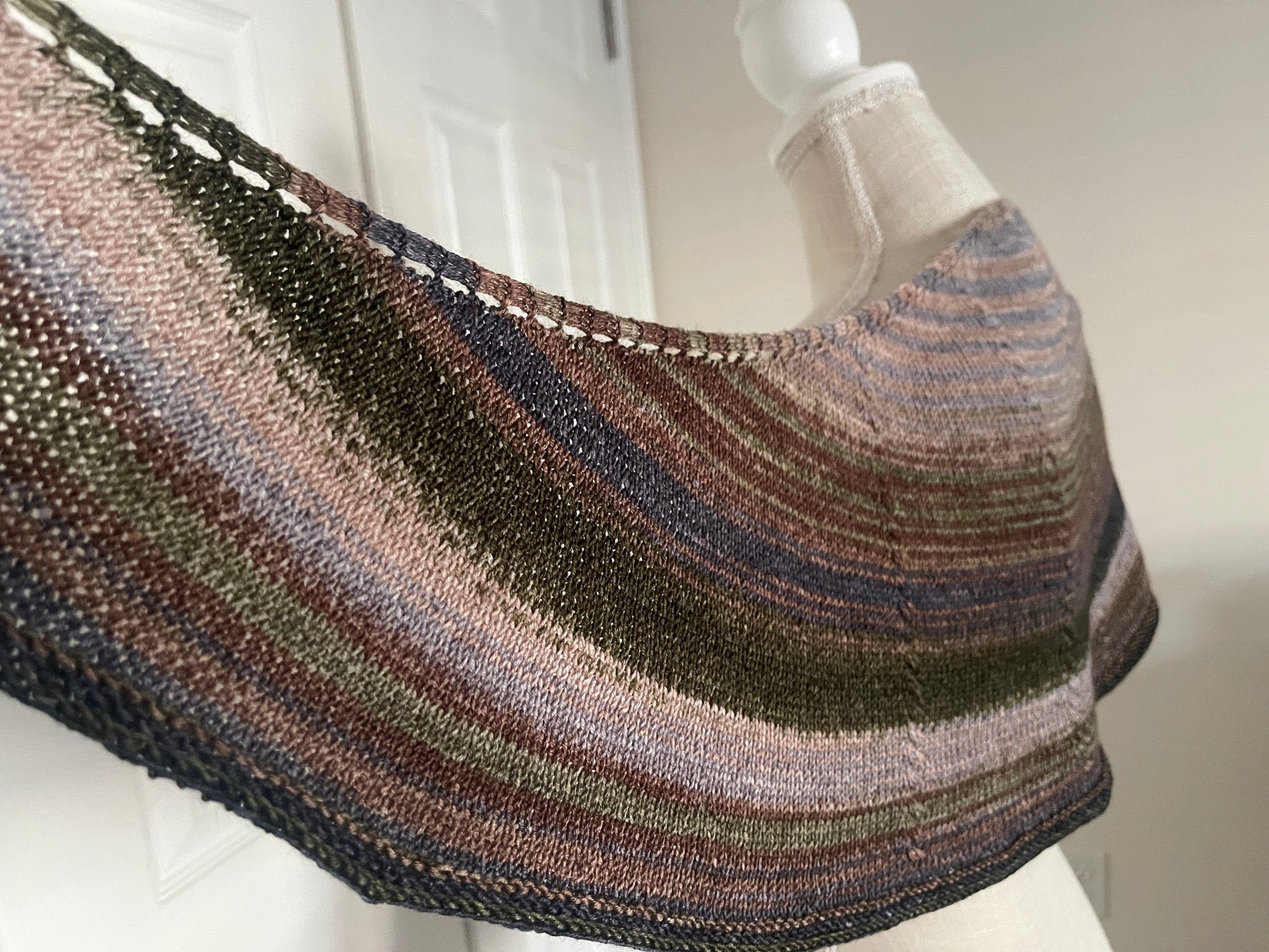 Canyon Ridge Crescent Shawl Knitting Pattern - Digital Download - view 3