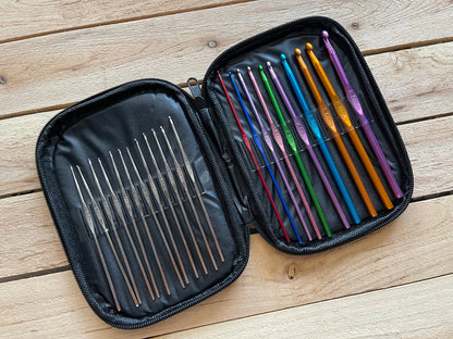 Crochet Hook Set with Zippered Case — 22 Pieces - view 6