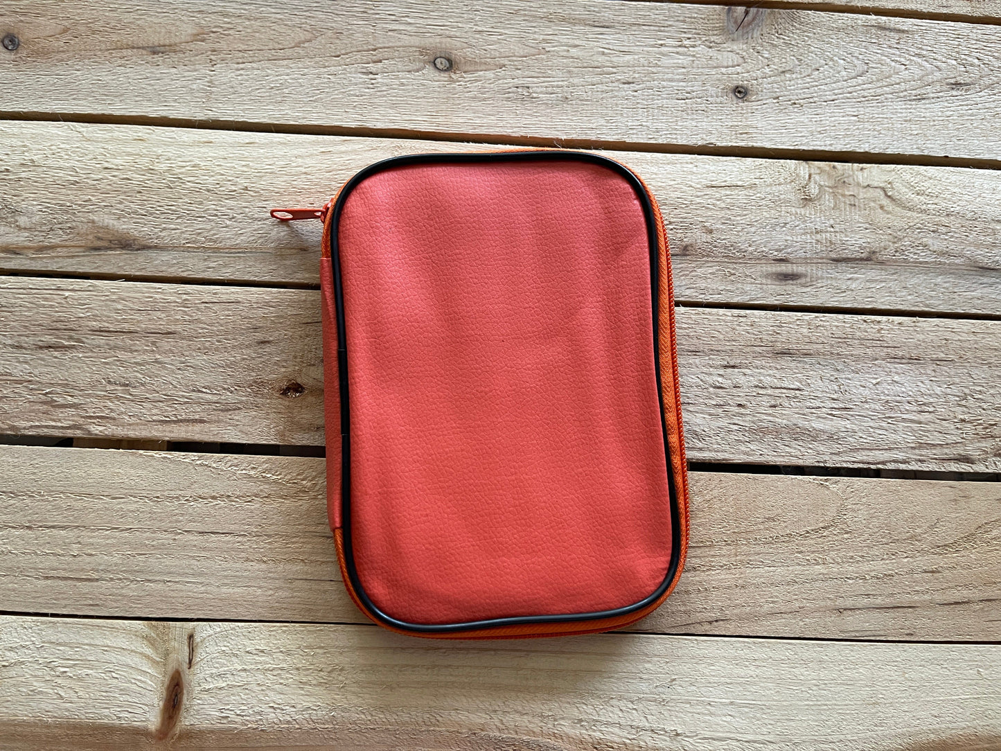 Crochet Hook Set with Zippered Case — 22 Pieces - view 3