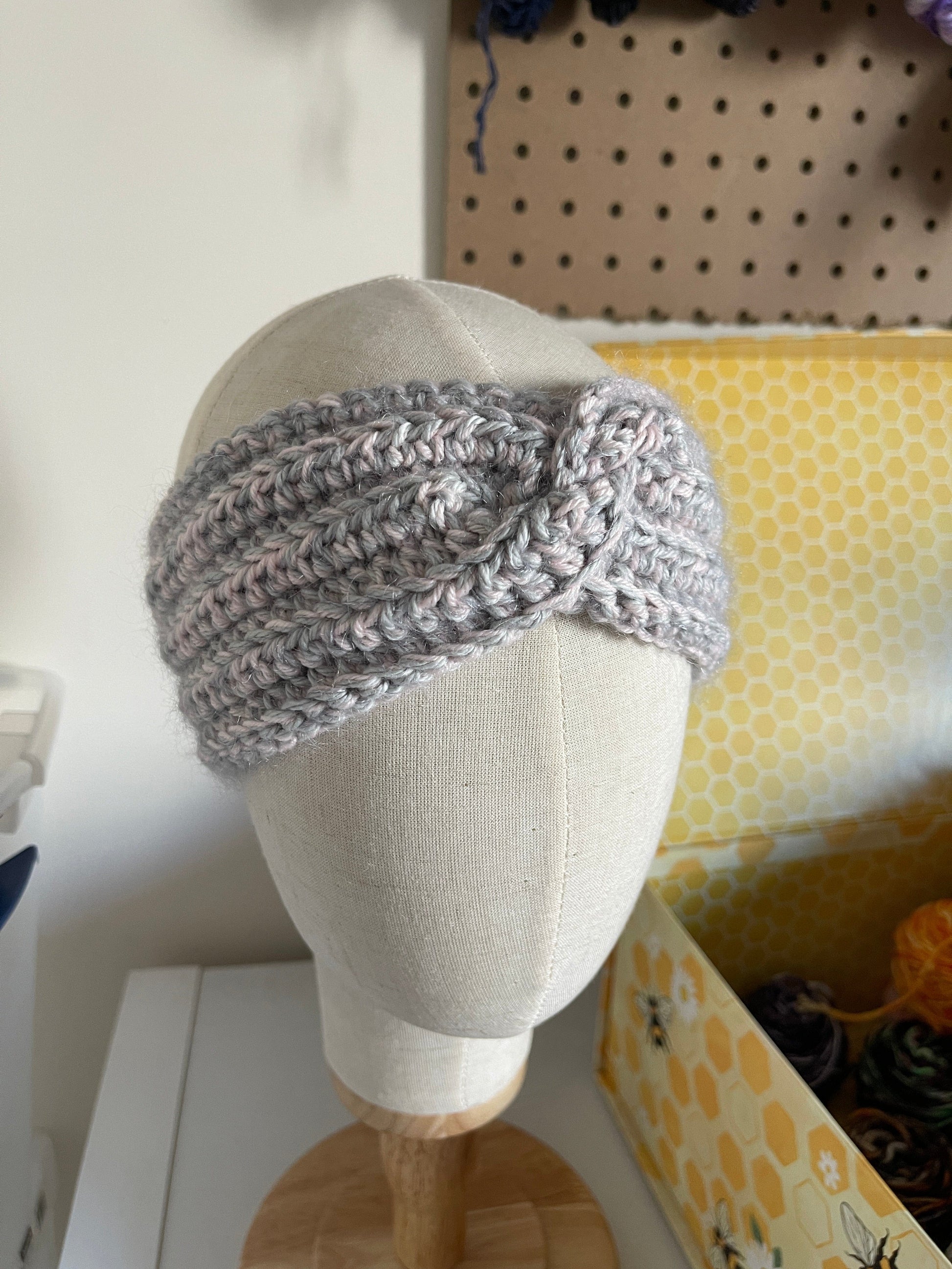 Ridge Twist Headband Crochet Pattern - view 6