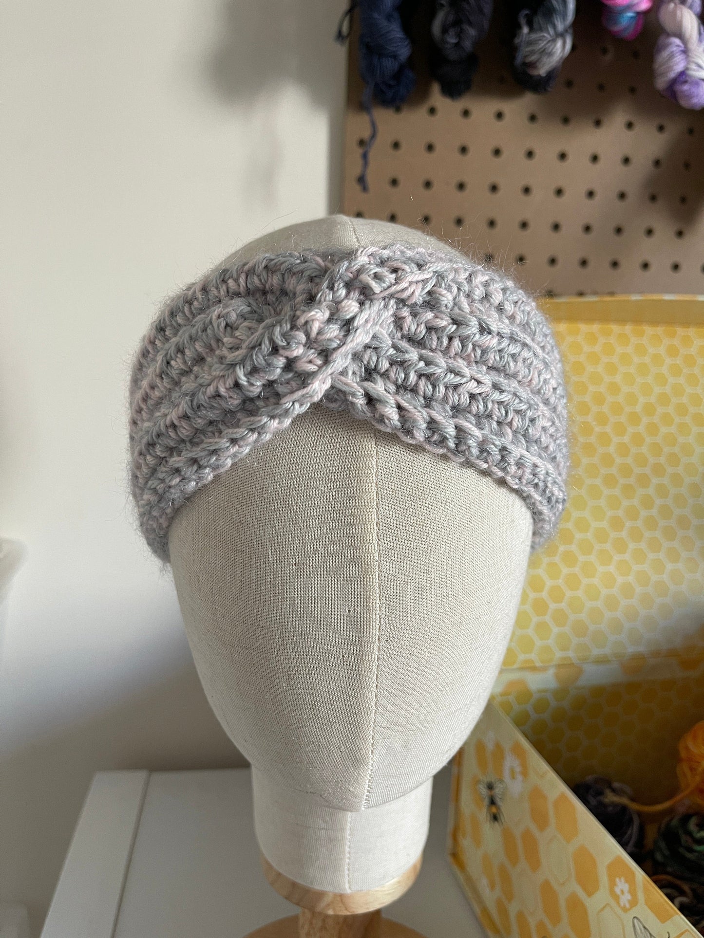 Ridge Twist Headband Crochet Pattern - view 3