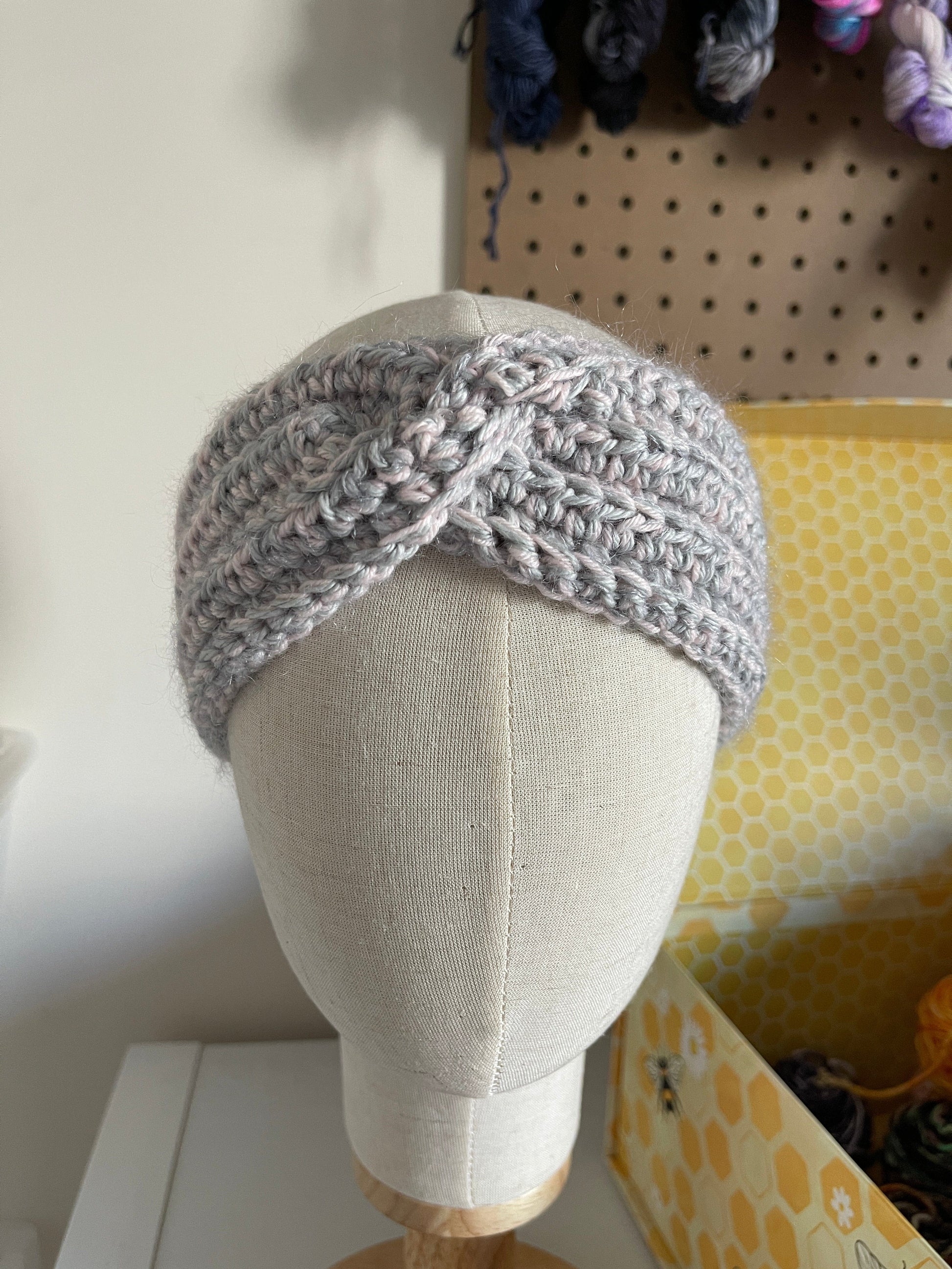 Ridge Twist Headband Crochet Pattern - view 3