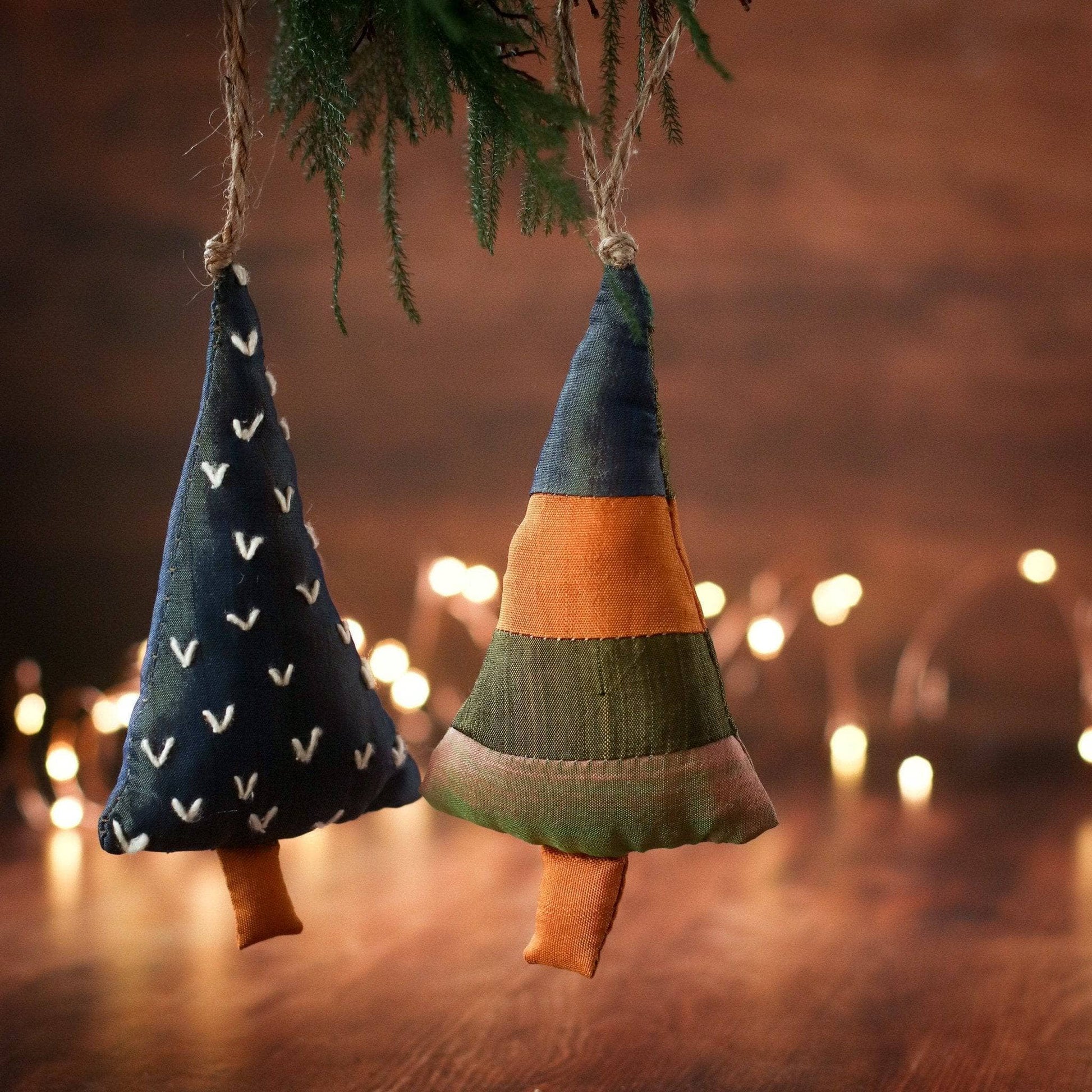 Rustic Christmas Trees Sewing Kit - view 2