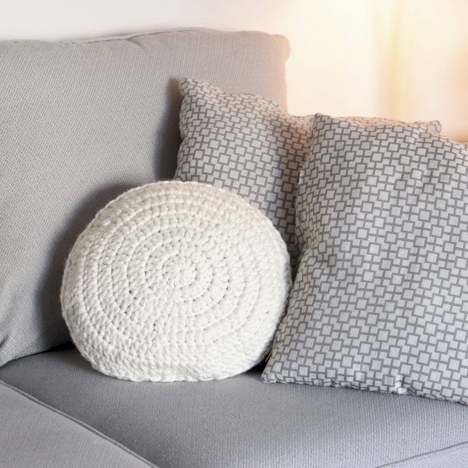 Sand Dollar Cushion Crochet Pattern - view 2