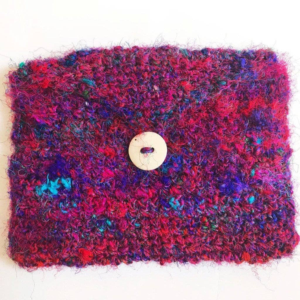 Sari Not Sorry Clutch Crochet Kit - view 4