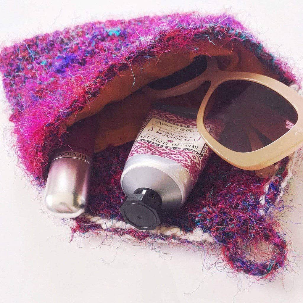 Sari Not Sorry Clutch Crochet Pattern - view 2