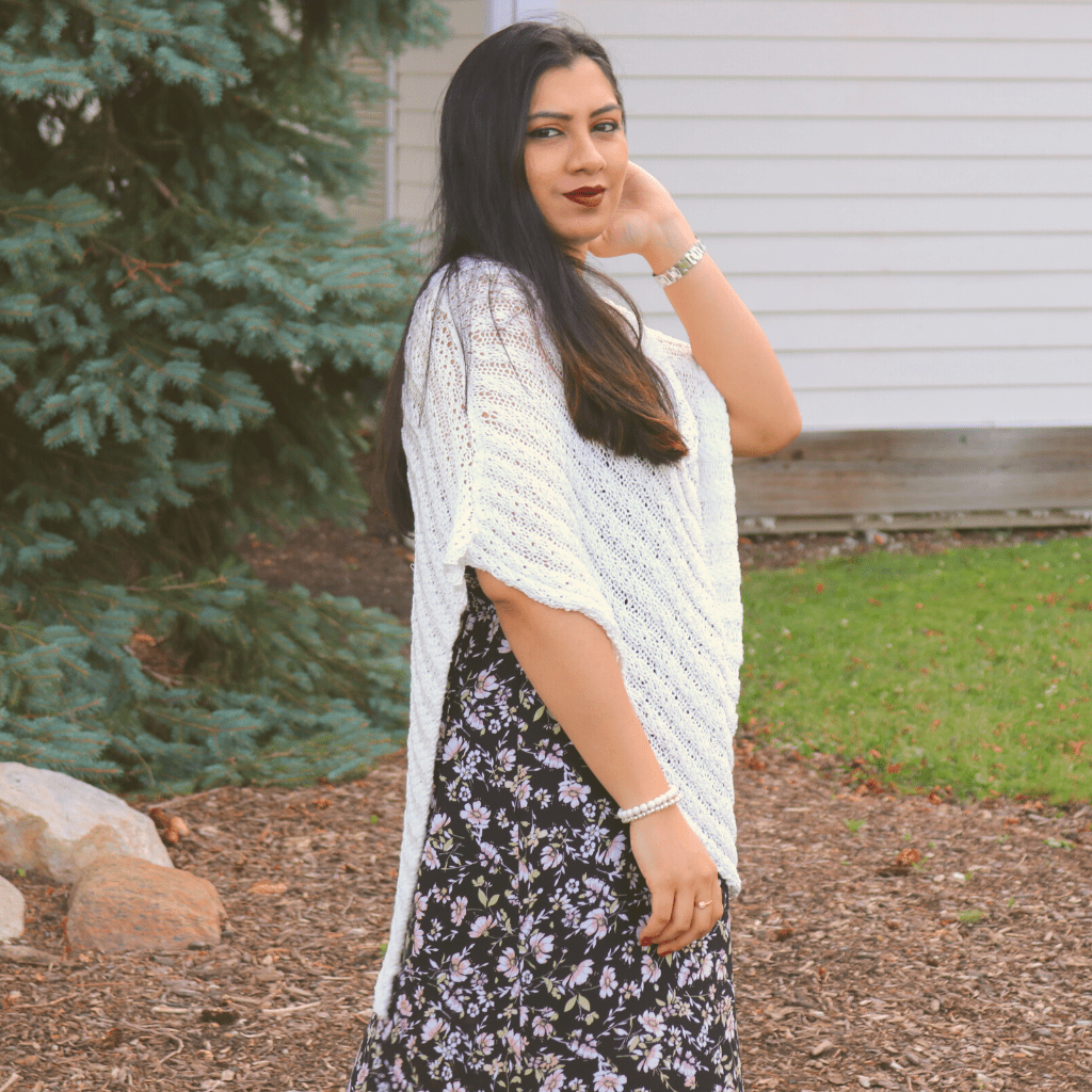 Serene Simplicity Poncho Knitting Pattern - view 3