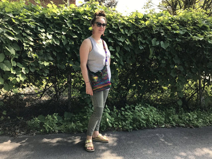 Shells and Stripes Purse Crochet Pattern - view 2