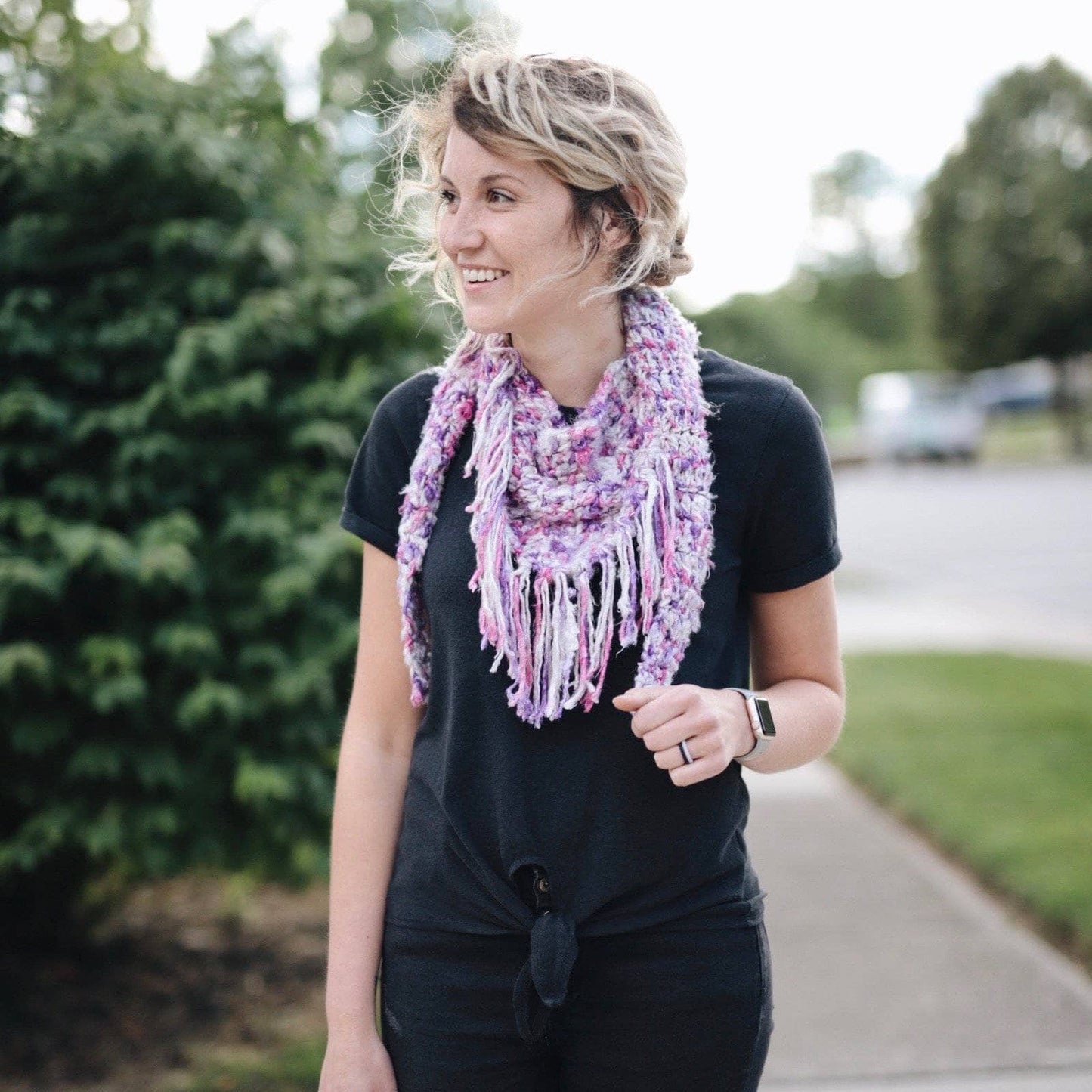 Simple + Quick Banana Scarf Crochet Kit - view 3