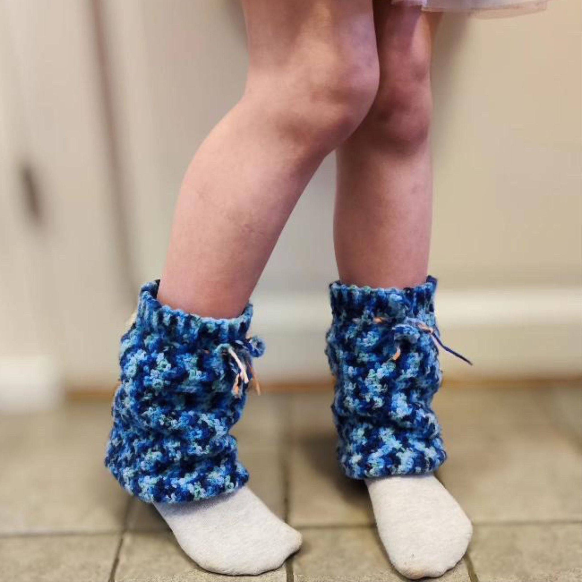 Slouchy Leg Warmers Crochet Pattern - view 5