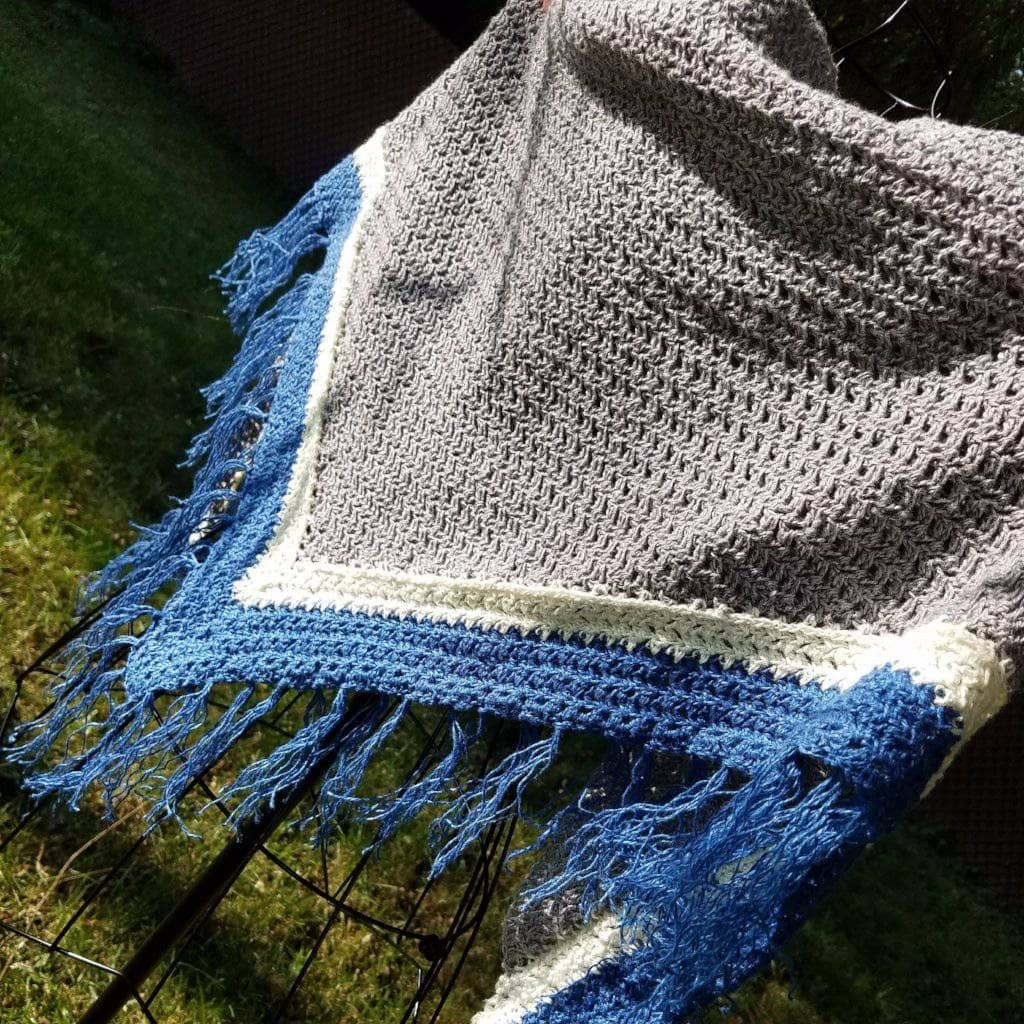 Stingray Shawl Crochet Kit - view 2