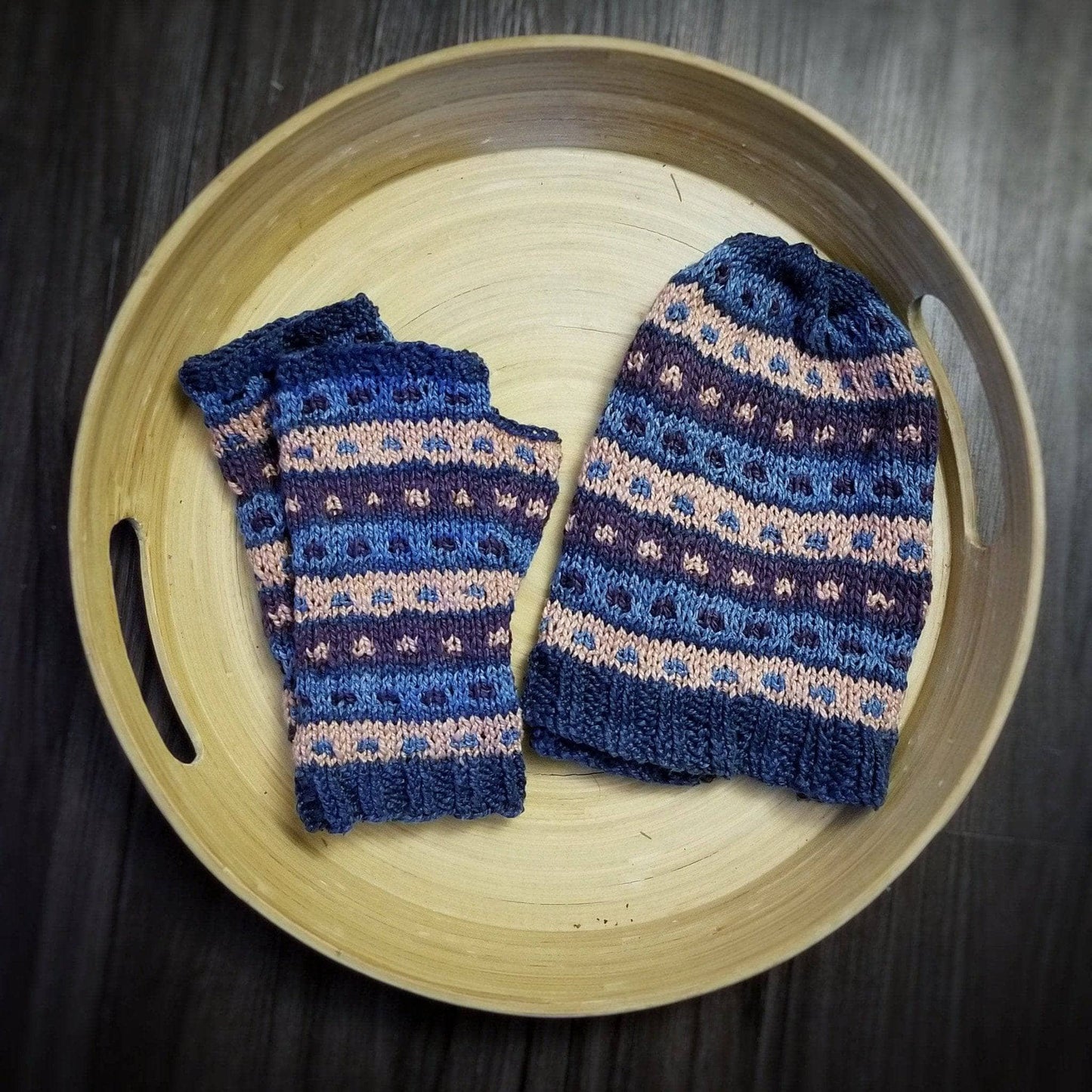 Stripe-A-Dots Hat and Gloves Knitting Pattern - view 5