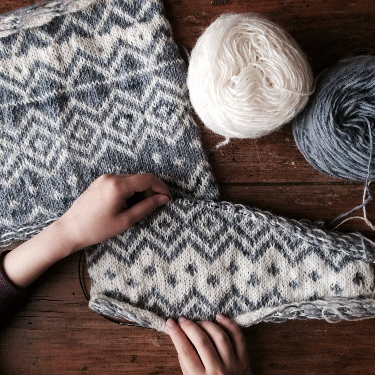 The Bjerge Pillow Knit Kit - view 5