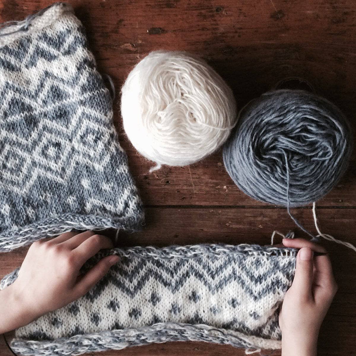 The Bjerge Pillow Knit Kit - view 4