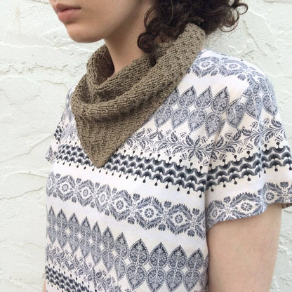 The Poppyseed Scarf Knitting Pattern - view 3