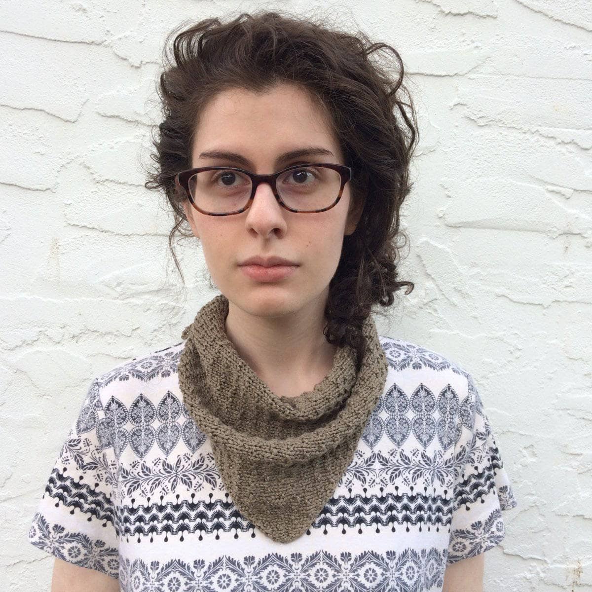 The Poppyseed Scarf Knitting Pattern - view 2