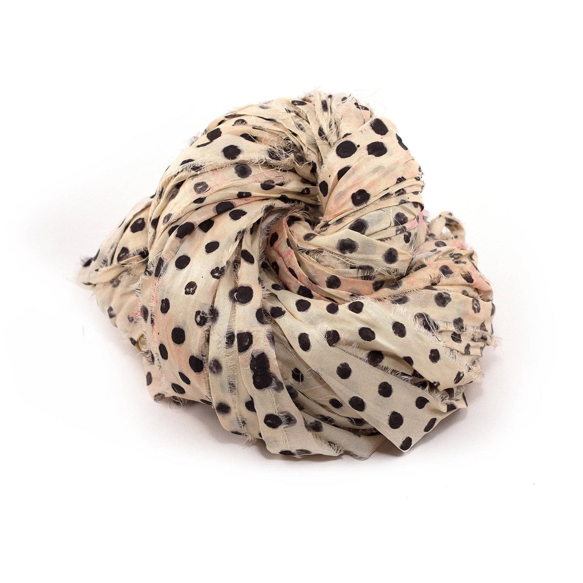 The Red Taj Headscarf Crochet Kit - view 2