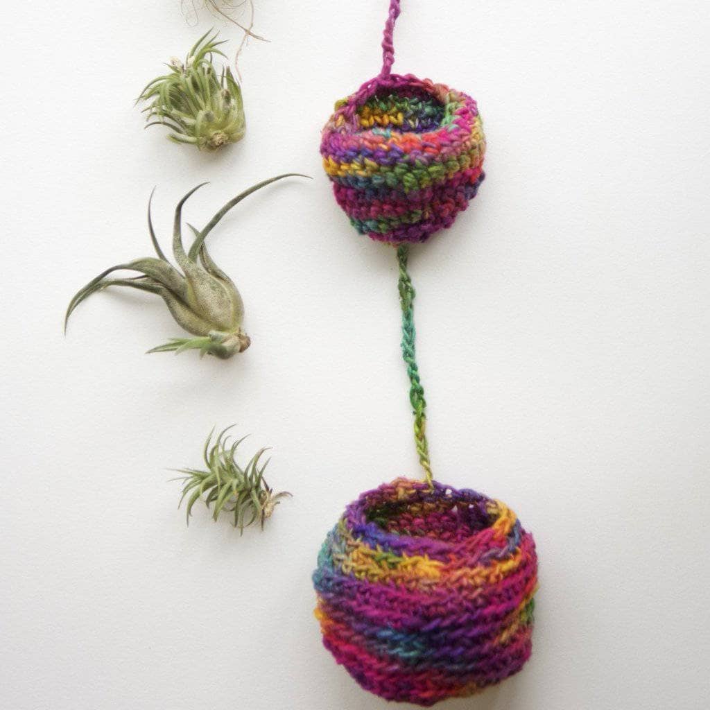 Tiered Air Plant Hanger Pattern (Knit & Crochet) - view 4