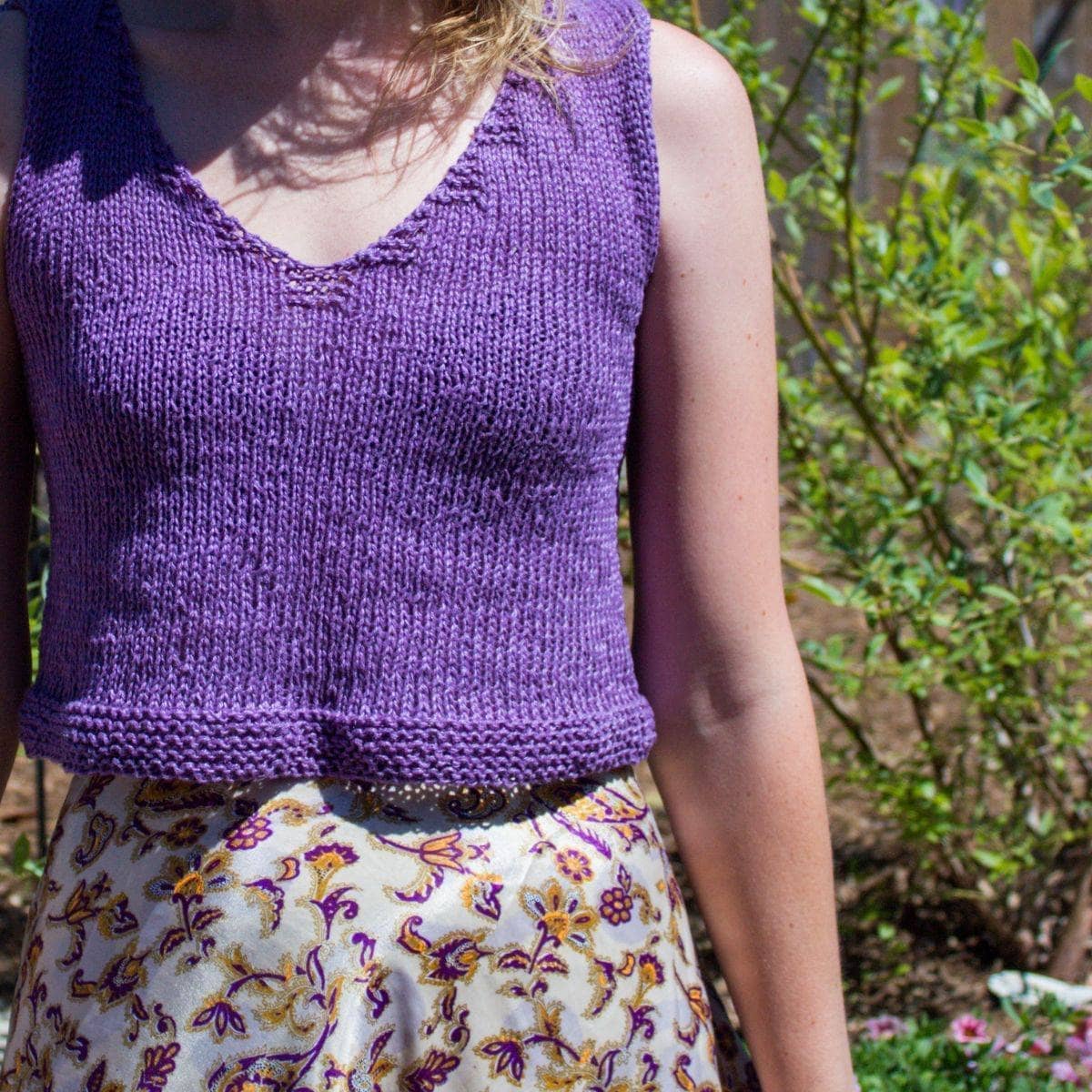 V Neck Crop Top Knitting Pattern - view 4