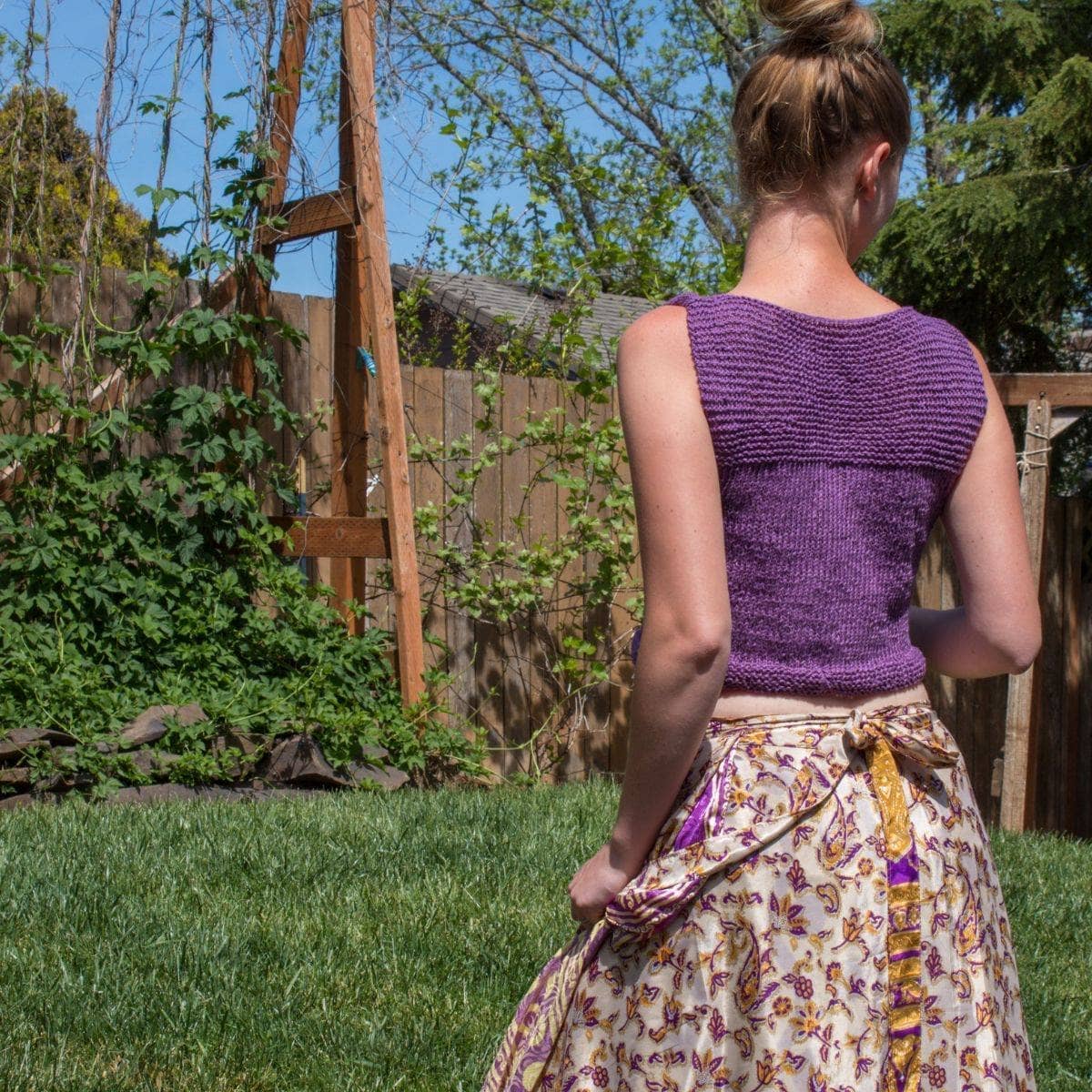 V Neck Crop Top Knitting Pattern - view 2