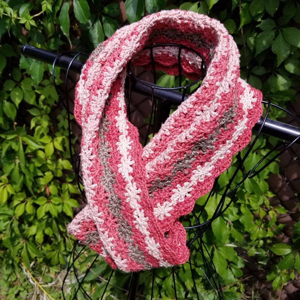 Vintage Rose Infinity Scarf Crochet Pattern - view 2
